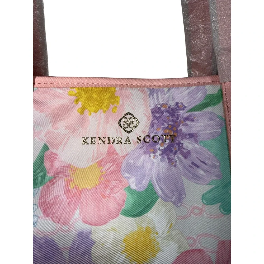 Kendra Scott carry spring